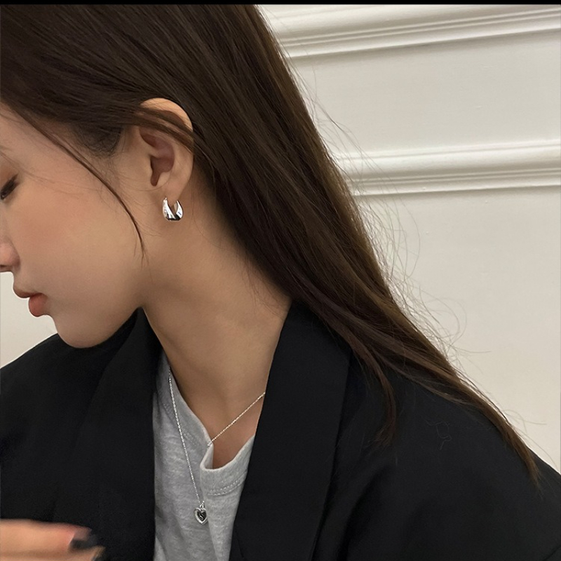 Silver Ear Ring Unique High En - Women'S Accessories New Look ulasan dan harga