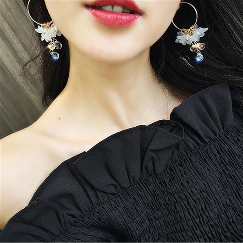 Korean Fashion Zircon White Fl - Women'S Accessories Trends 2026 ulasan dan harga
