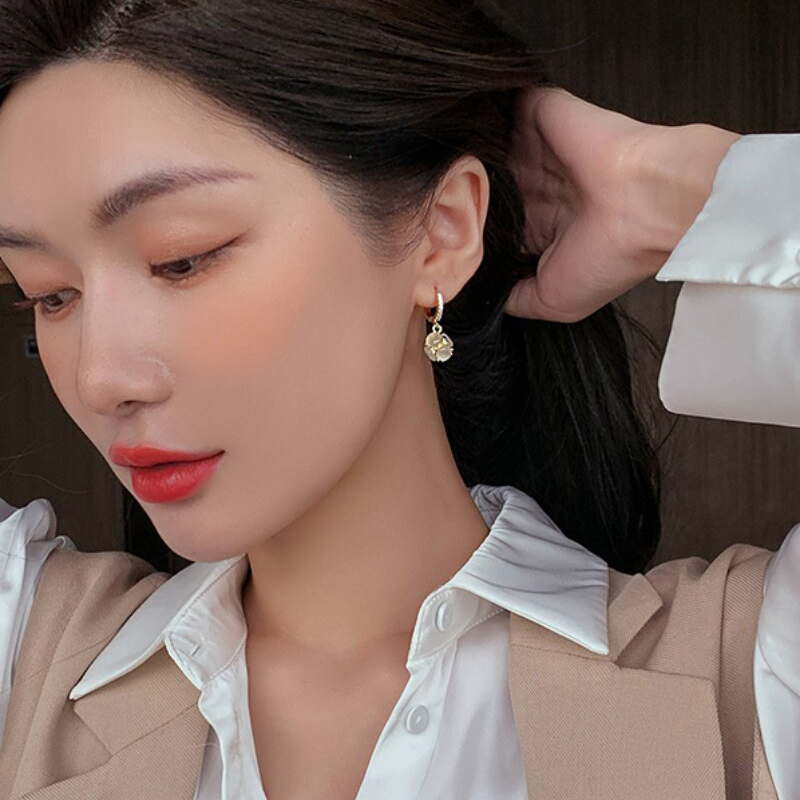 Elegant Cat's Eye Stone Round  - Women'S Accessories Trends 2026 ulasan dan harga